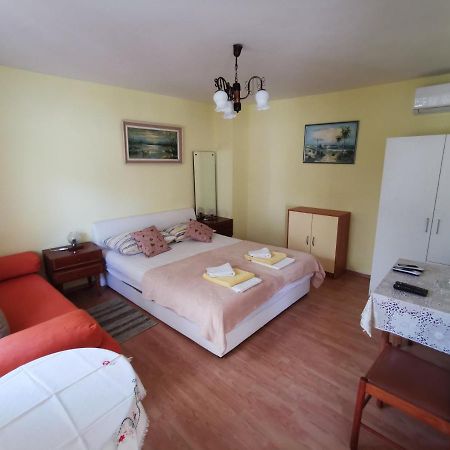 Studio Apartments Jasminka سيلتسي المظهر الخارجي الصورة